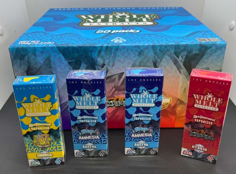 WHOLE MELT 2gram LIVE LIQUID DIAMOND VAPES 🔥🔥DISPOSABLE